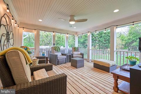 8015 Agin Ct, Mclean, VA 22102 photo 34