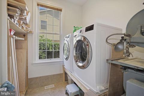 5322 Queensberry Ave, Springfield, VA 22151 photo 35