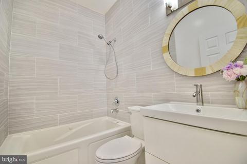 7404 Gresham St, Springfield, VA 22151 photo 25