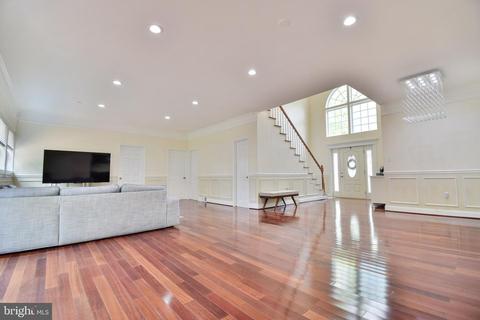 7404 Gresham St, Springfield, VA 22151 photo 18