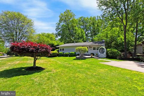 6323 Alberta St, Springfield, VA 22152 photo 2