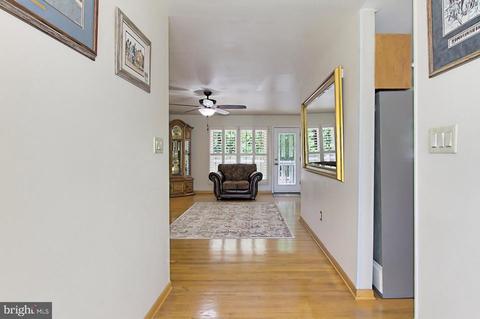 6323 Alberta St, Springfield, VA 22152 photo 6