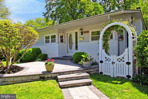 6323 Alberta St, Springfield, VA 22152 photo 1