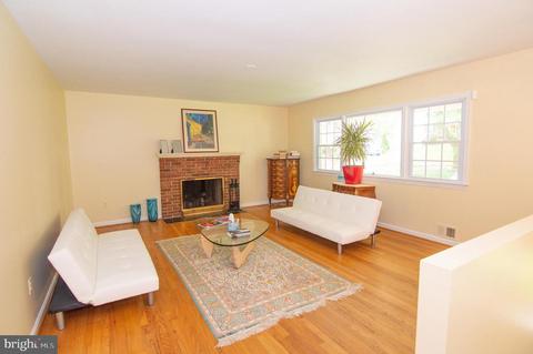 7108 Davis Ct, Mclean, VA 22101 photo 5
