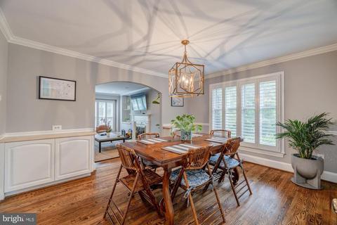 7256 Evans Mill Rd, Mclean, VA 22101 photo 9
