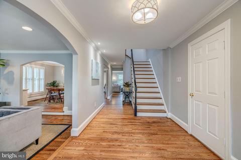 7256 Evans Mill Rd, Mclean, VA 22101 photo 4