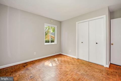 7601 Cosgrove Pl, Springfield, VA 22151 photo 17