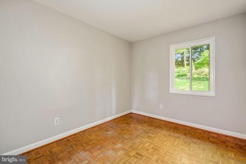 7601 Cosgrove Pl, Springfield, VA 22151 photo 18