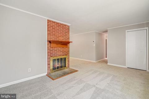 7601 Cosgrove Pl, Springfield, VA 22151 photo 5