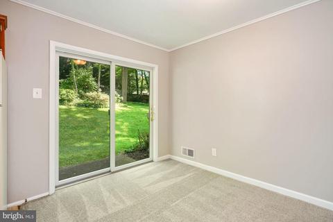 7601 Cosgrove Pl, Springfield, VA 22151 photo 11