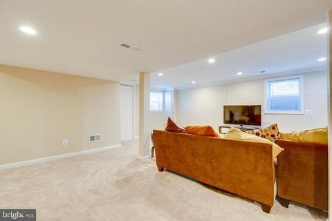 6110 Frontier Dr, Springfield, VA 22150 photo 18