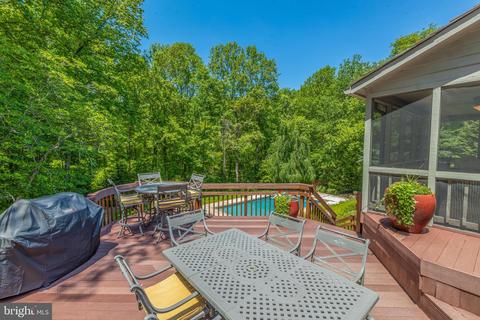 2014 Hunter Mill Rd, Vienna, VA 22181 photo 45