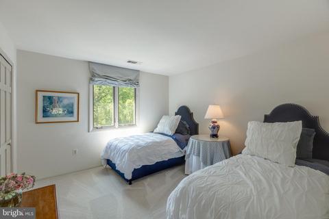 2014 Hunter Mill Rd, Vienna, VA 22181 photo 34