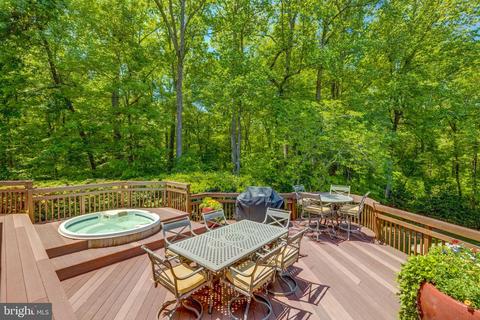 2014 Hunter Mill Rd, Vienna, VA 22181 photo 5