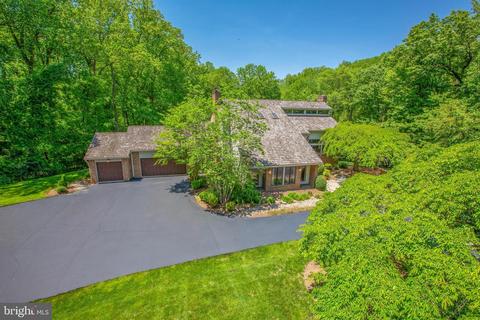 2014 Hunter Mill Rd, Vienna, VA 22181 photo 1
