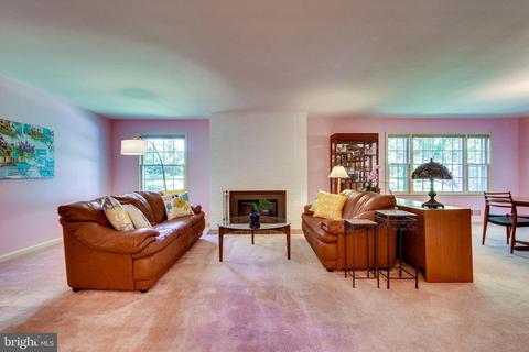 8015 Falstaff Rd, Mclean, VA 22102 photo 11