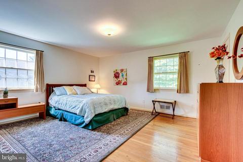 8015 Falstaff Rd, Mclean, VA 22102 photo 14