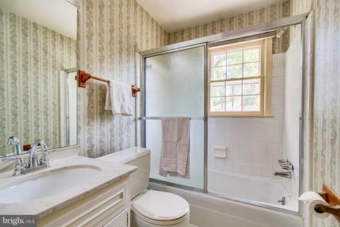 8015 Falstaff Rd, Mclean, VA 22102 photo 18