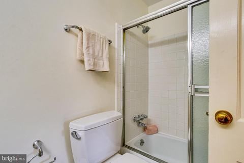 8015 Falstaff Rd, Mclean, VA 22102 photo 16