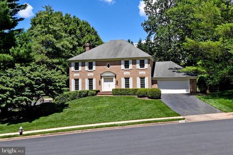 7646 Huntmaster Ln, Mclean, VA 22102 photo 1