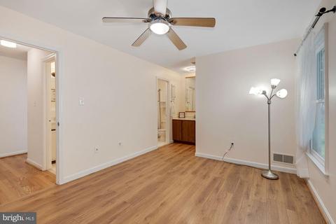 7260 Linden Tree Ln, Springfield, VA 22152 photo 15