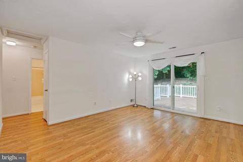 7260 Linden Tree Ln, Springfield, VA 22152 photo 6