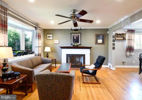5817 Brunswick St, Springfield, VA 22150 photo 6
