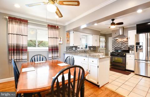 5817 Brunswick St, Springfield, VA 22150 photo 12