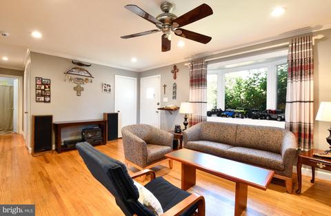 5817 Brunswick St, Springfield, VA 22150 photo 8
