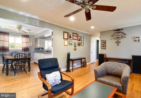 5817 Brunswick St, Springfield, VA 22150 photo 9