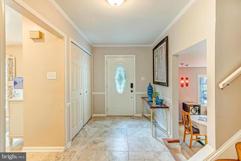 8613 Etta Dr, Springfield, VA 22152 photo 17