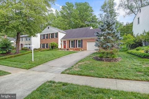8613 Etta Dr, Springfield, VA 22152 photo 4