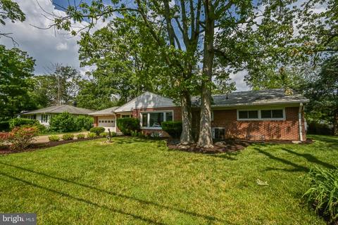 6501 Inwood Dr, Springfield, VA 22150 photo 2
