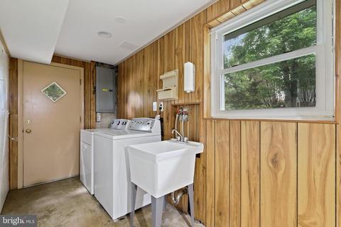 6501 Bowie Dr, Springfield, VA 22150 photo 24