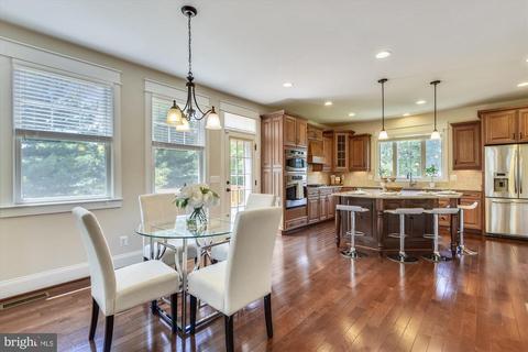 1824 Opalocka Dr, Mclean, VA 22101 photo 20