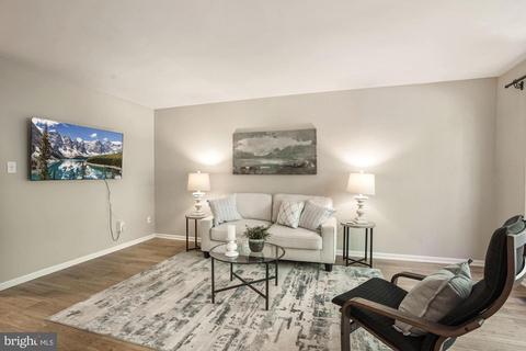 2181 Pond View Ct, Reston, VA 20191 photo 12
