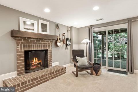 2181 Pond View Ct, Reston, VA 20191 photo 24