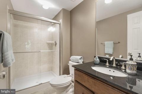 2181 Pond View Ct, Reston, VA 20191 photo 27