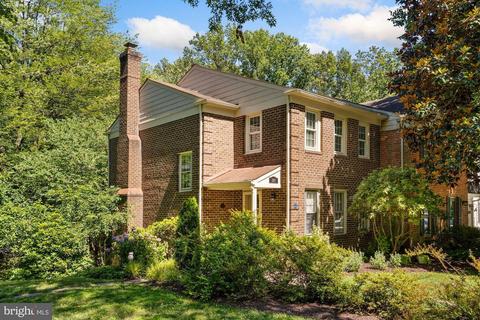 2181 Pond View Ct, Reston, VA 20191 photo 1