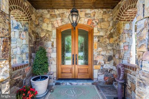 900 Alvermar Ridge Dr, Mclean, VA 22102 photo 7