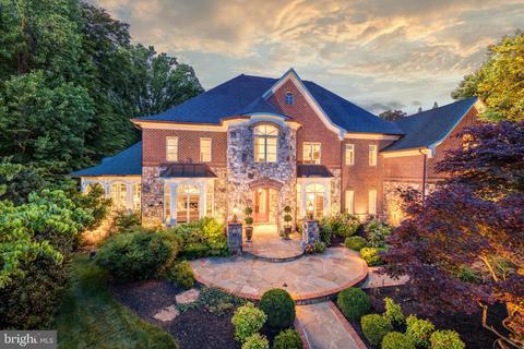 900 Alvermar Ridge Dr, Mclean, VA 22102 photo 4