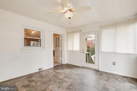 7515 Gresham St, Springfield, VA 22151 photo 13