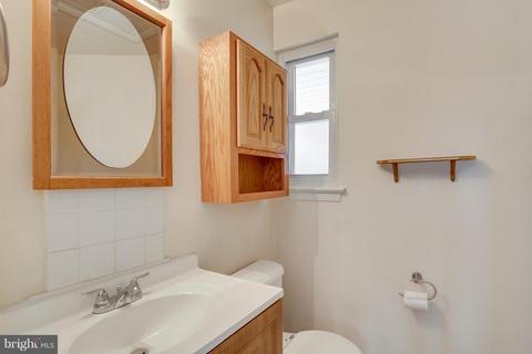 7515 Gresham St, Springfield, VA 22151 photo 20