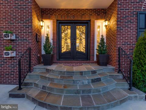941 Dead Run Dr, Mclean, VA 22101 photo 2