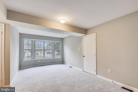 11052 Bishopsgate Ct, Reston, VA 20194 photo 13