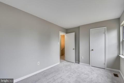 11052 Bishopsgate Ct, Reston, VA 20194 photo 18