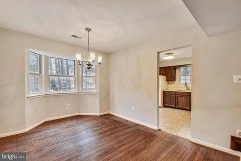 11052 Bishopsgate Ct, Reston, VA 20194 photo 8