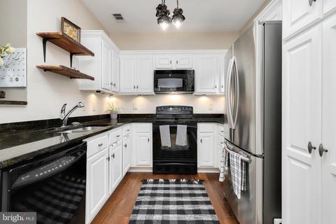 1530 Spring Gate #9223, Mclean, VA 22102 photo 3