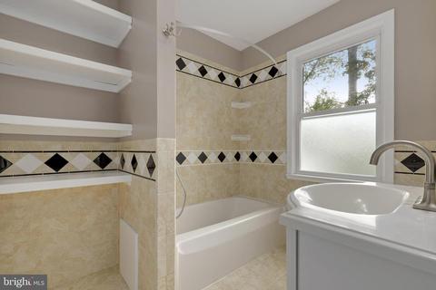 5309 Easton Dr, Springfield, VA 22151 photo 23
