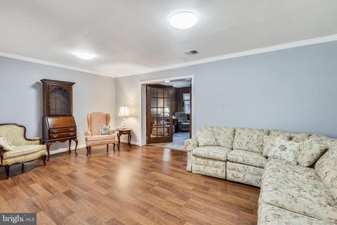 7406 Hogarth St, Springfield, VA 22151 photo 12